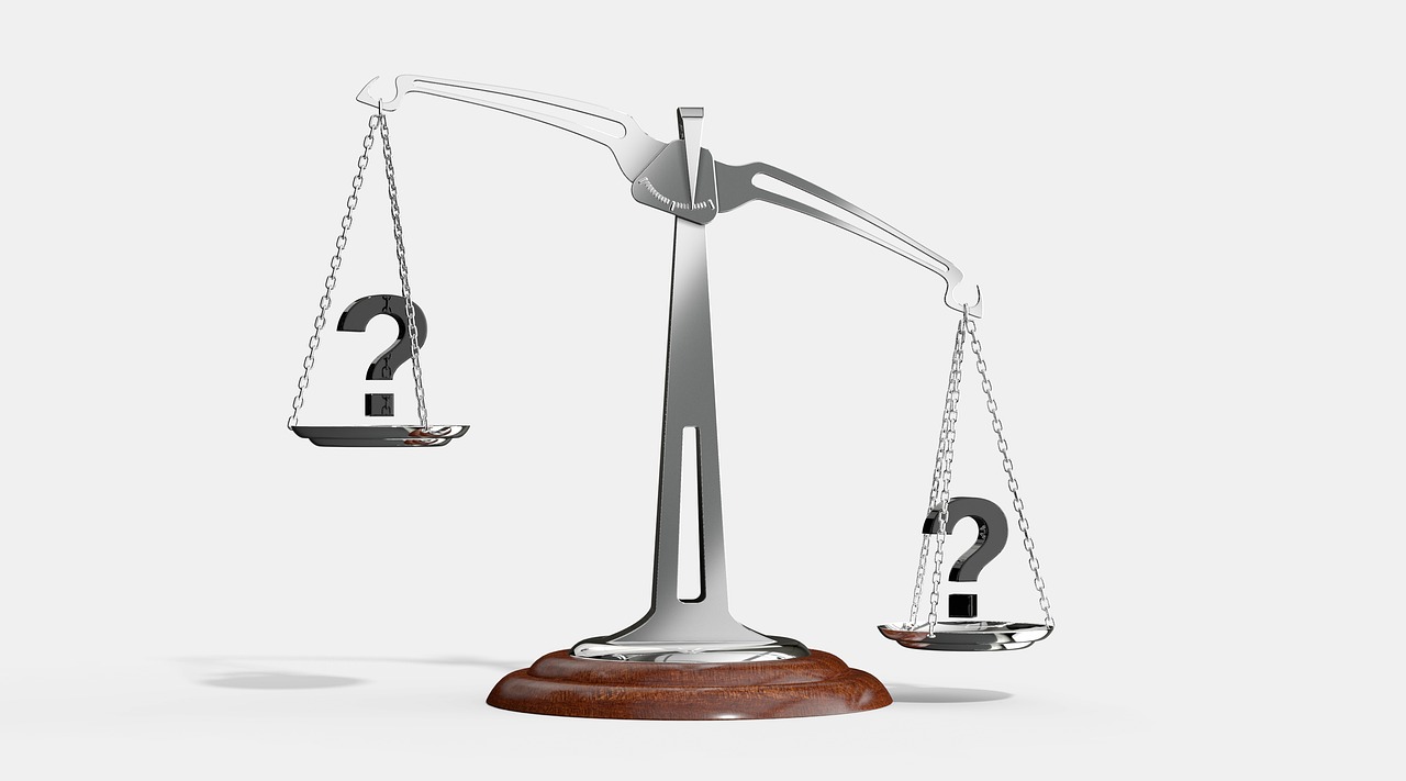 Merchant Cash Advance vs Invoice Factoring Which Fits Your Business - business funding illustration